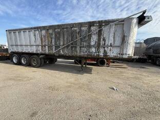 2007 Rhodes 35 FT TRI AXLE END DUMP