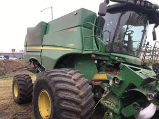 2023 John Deere S780