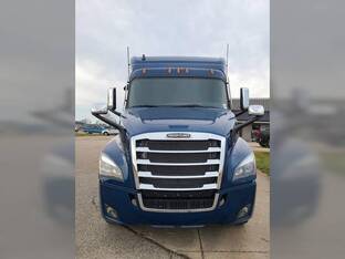 2026 Freightliner CASCADIA 126