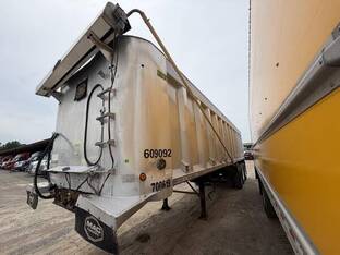 2009 MAC 35 FT END DUMP