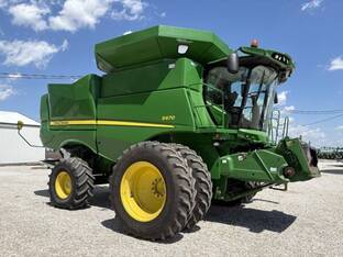 2015 John Deere S670