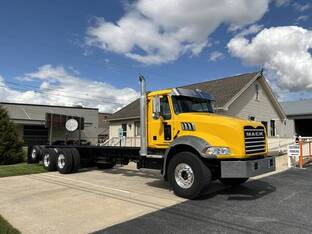2018 Mack GRANITE GU813