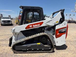 2025 Bobcat T64