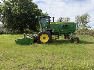 2023 John Deere W235R