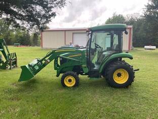2010 John Deere 3320
