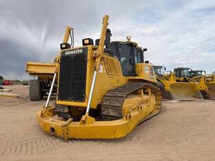 2018 Komatsu D155AX-8