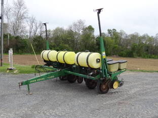 1991 John Deere 7200
