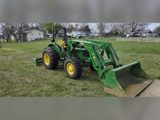 2015 John Deere 5065E