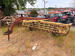 New Holland 256