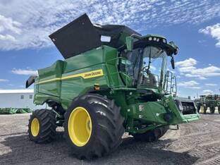 2025 John Deere S7 800