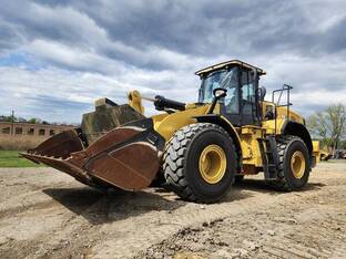 2024 Caterpillar 966