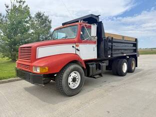 2001 International 2674SF