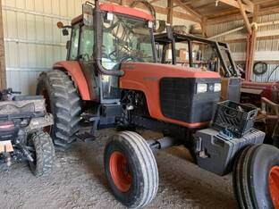 Kubota M105