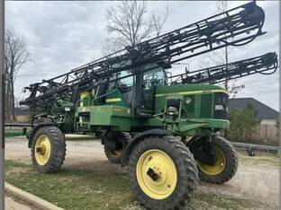 2000 John Deere 4700