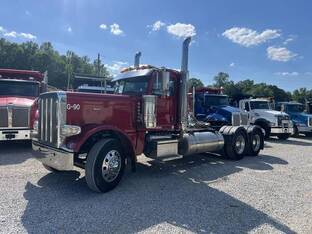 2022 Peterbilt 389