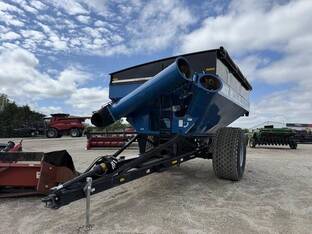 2020 Kinze 1051