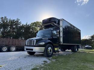 2009 Freightliner Business Class M2