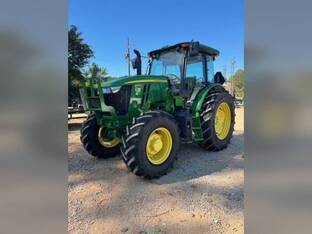 2026 John Deere 6105E