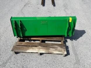John Deere 49 BUCKET