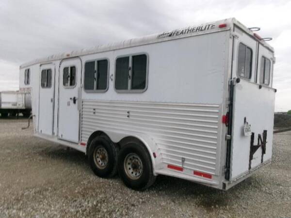 2004 Featherlite 8541