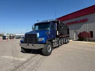 2026 Freightliner 114SD PLUS