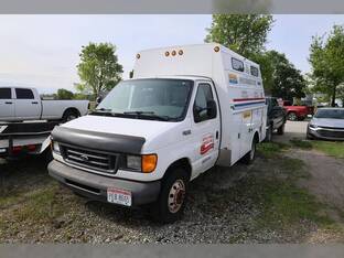 2004 Ford E350 SD