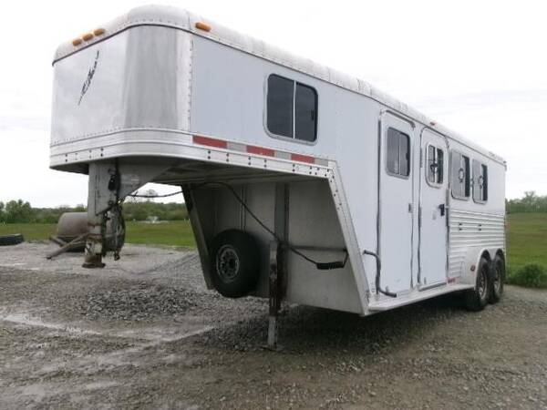 2004 Featherlite 8541