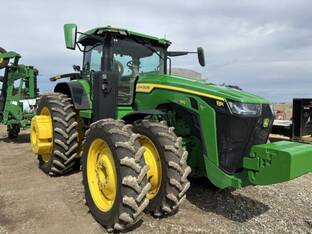 2025 John Deere 8R 370