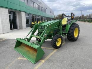 2015 John Deere 4052R