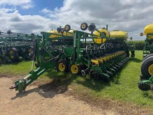 2010 John Deere DB58