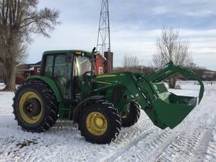 2011 John Deere 6430