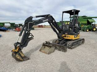 2023 John Deere 30G