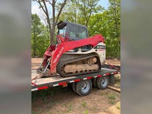 2017 Takeuchi TL12V2
