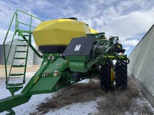 2024 John Deere 1910