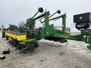 1998 John Deere 1770