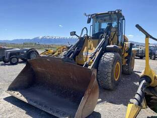 JCB 427