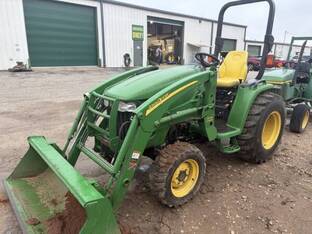 2009 John Deere 3520