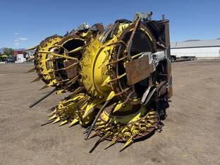 2021 John Deere 772