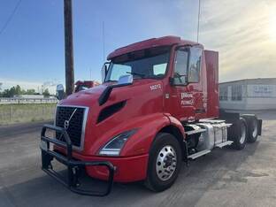 2023 Volvo VNR64T300