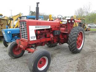 1969 International 756