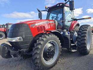 2017 Case IH MAGNUM 240 CVT