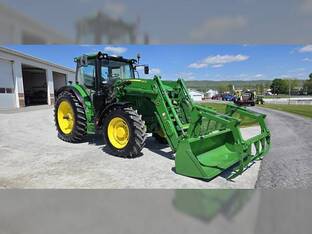 2017 John Deere 6155R