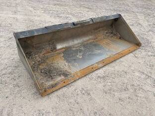 New Holland 84