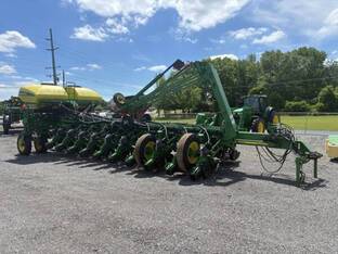 2011 John Deere 1770NT CCS