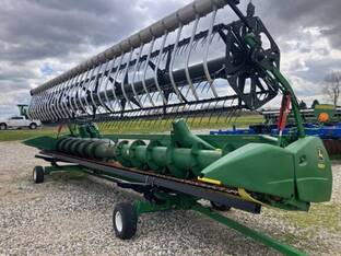 2017 John Deere 630F