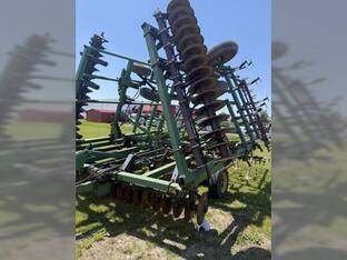 John Deere 724