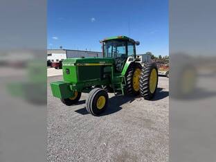 1992 John Deere 4760