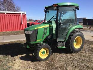 2014 John Deere 3046R