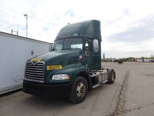 2017 Mack PINNACLE CXU612