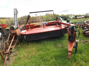 New Holland H7330